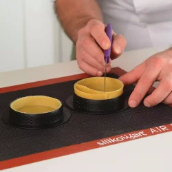 Silikomart Delikli Tart Kalıbı 8x2 cm - 18