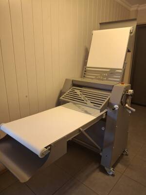 Kruvasan Hamur Açma Makinesi - 2