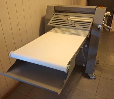 Kruvasan Hamur Açma Makinesi - 4