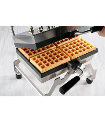 WAFFLE MAKİNASI - 4